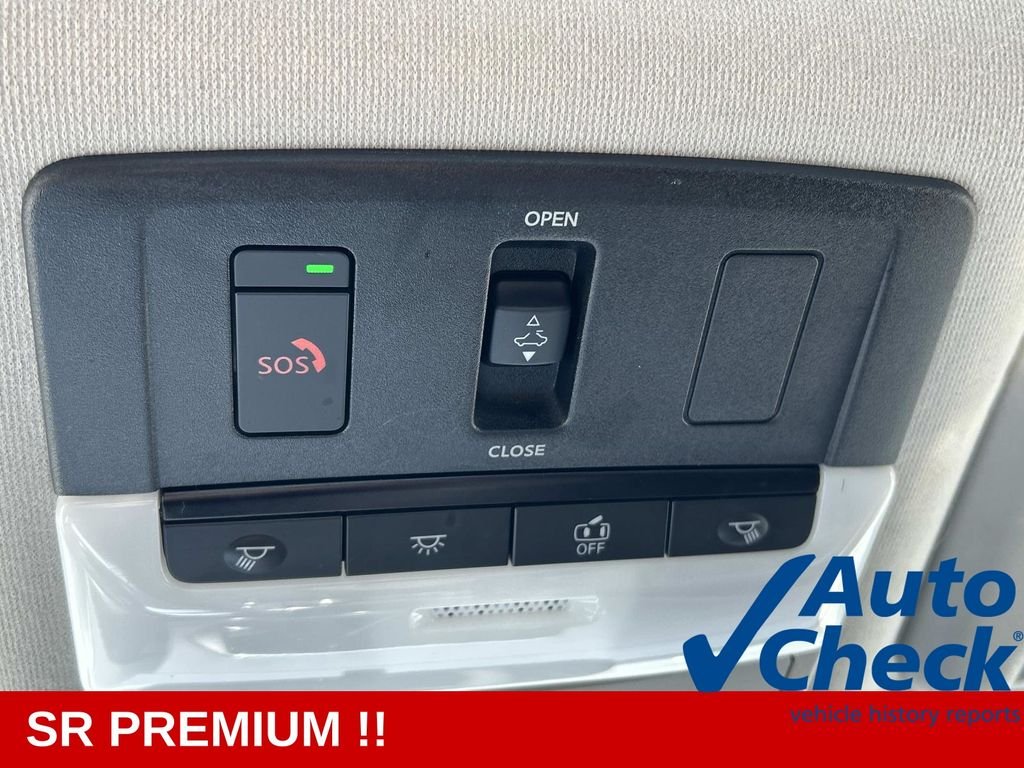 Used 2023 White Nissan SR image 29