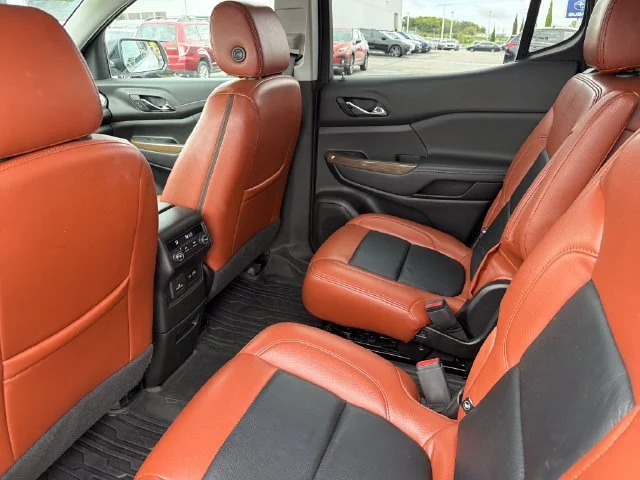 Used 2023 White GMC SLE image 20