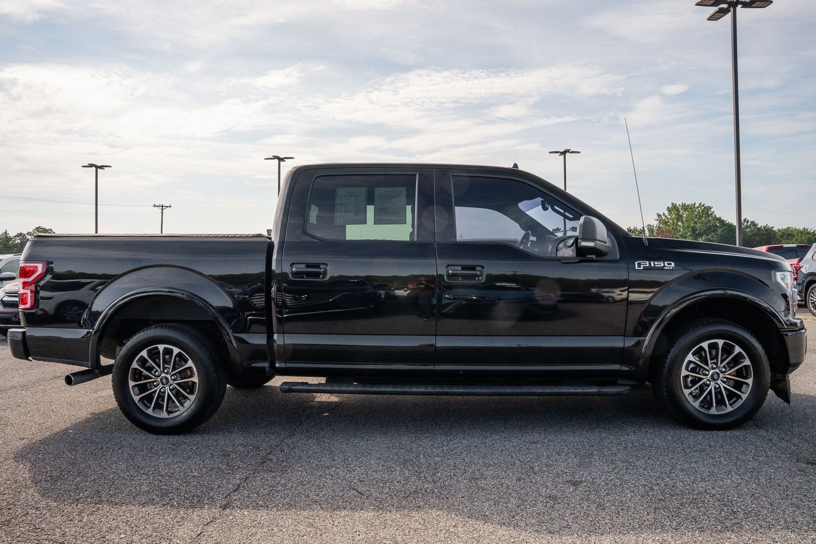 Used 2018 Black Ford XLT image 7