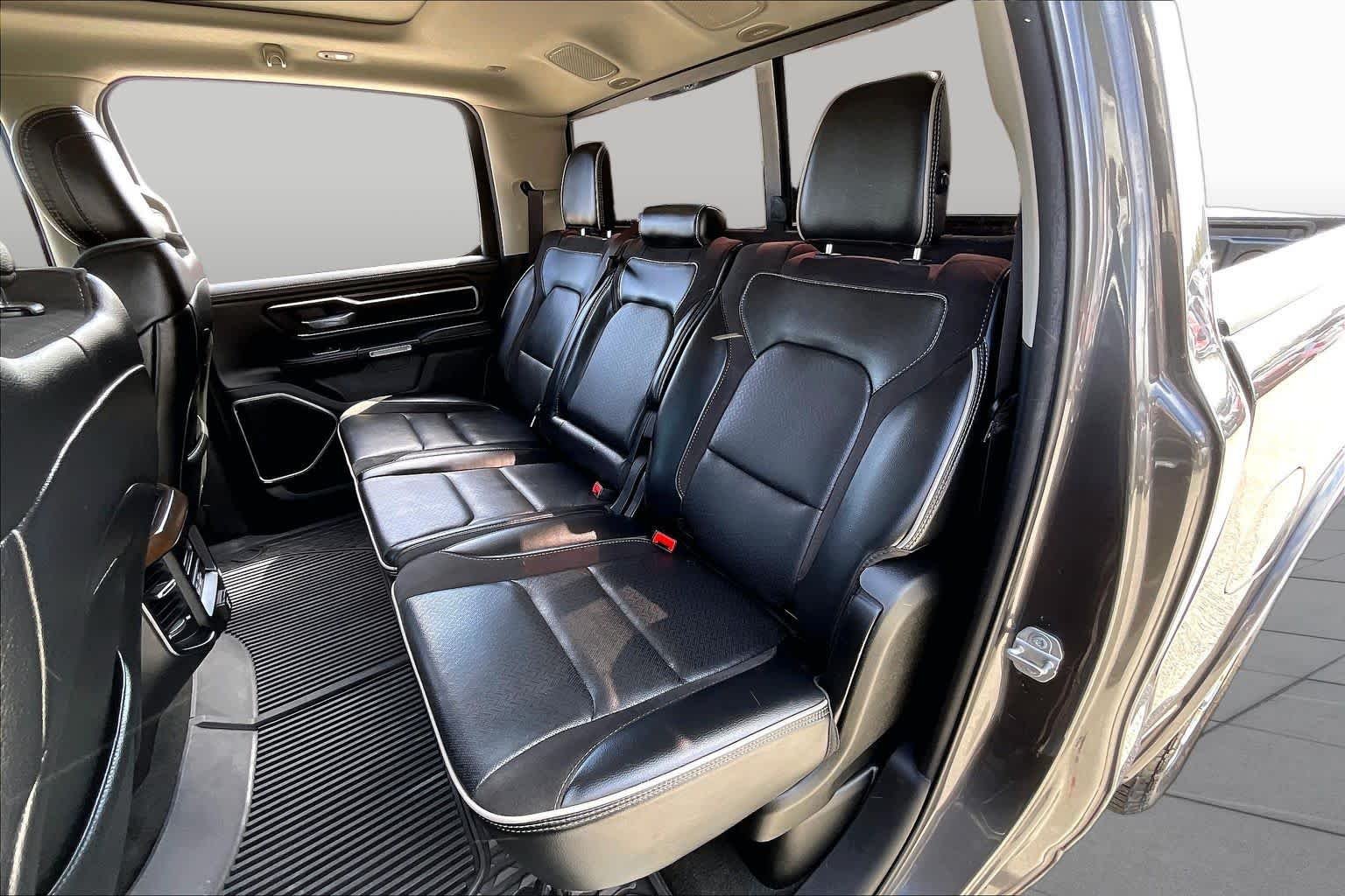 Used 2022 Granite Crystal Metallic Clearcoat Ram Laramie image 20