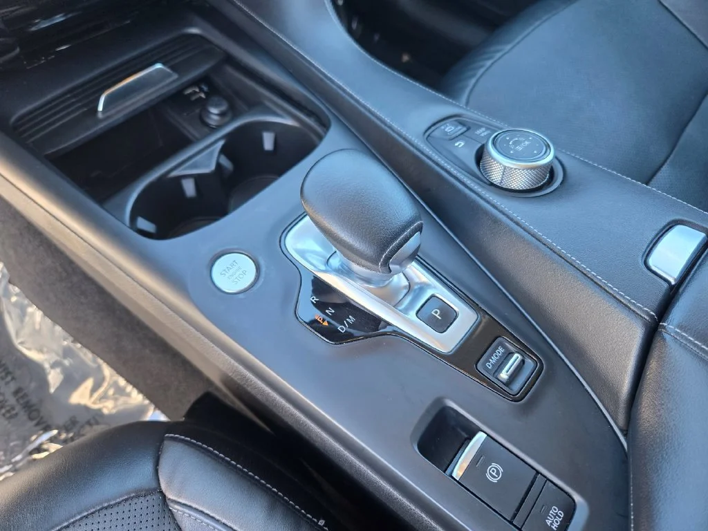 Used 2019 Lunar INFINITI ESSENTIAL image 19