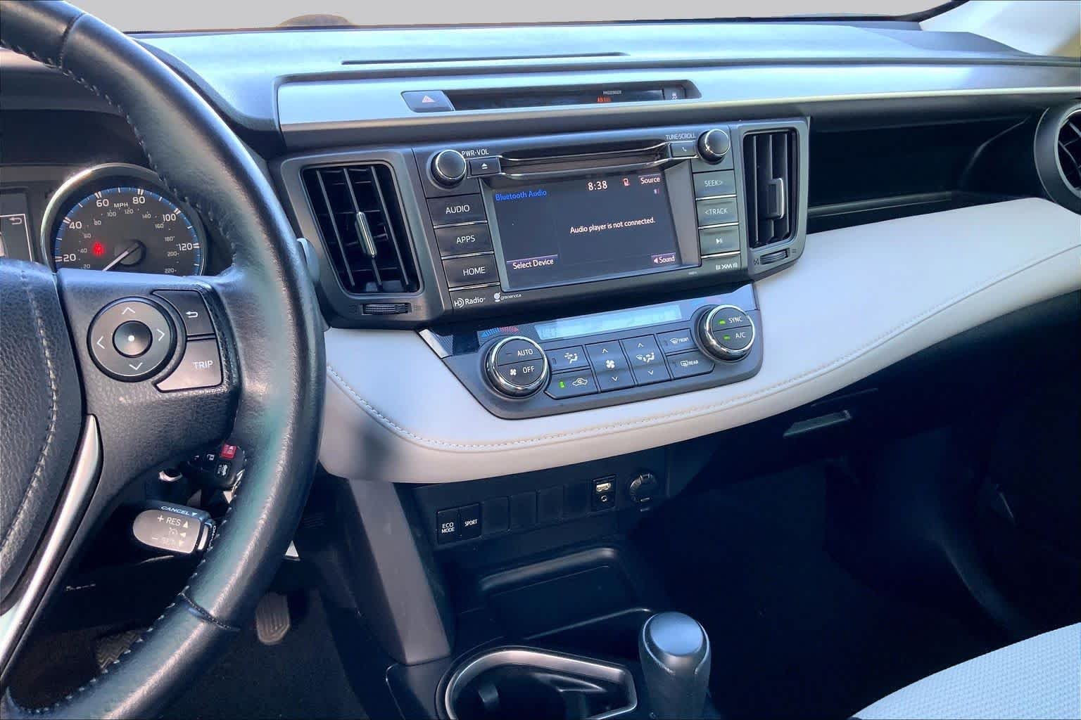 Used 2016 Super White Toyota XLE image 6