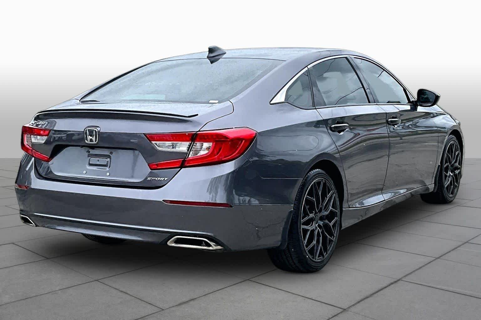 Used 2020 Modern Steel Metallic Honda Sport image 13