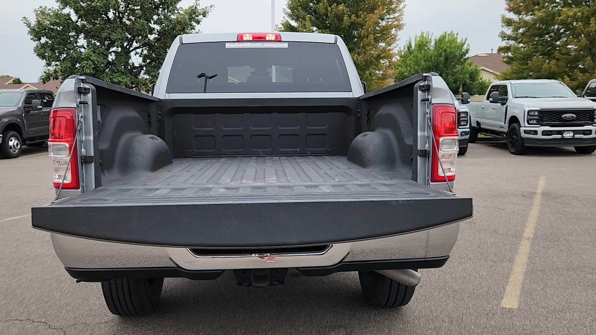Used 2024 Billet Silver Metallic Clearcoat Ram Big Horn image 40