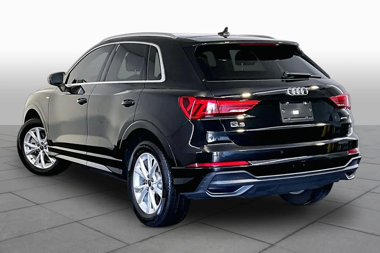 Certified Used 2024 Mythos Black Metallic Audi S line Premium image 12