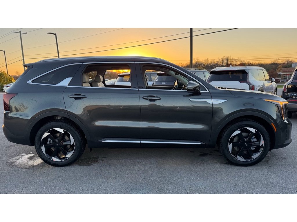 New 2026 Interstellar Gray Kia EX image 3