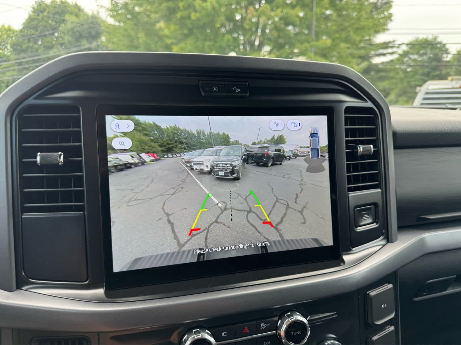New 2026 Avalanche Ford XLT image 22