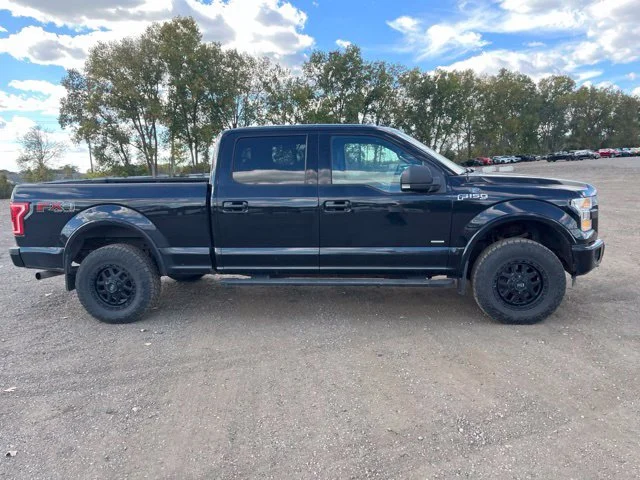 Used 2016 Black Ford XLT image 1