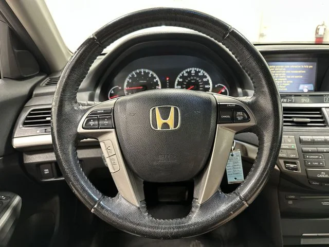 Used 2009 Alabaster Silver Metallic Honda EX-L image 13