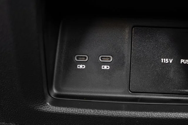 2026 Volkswagen Atlas SE w/Tech - Photo 32