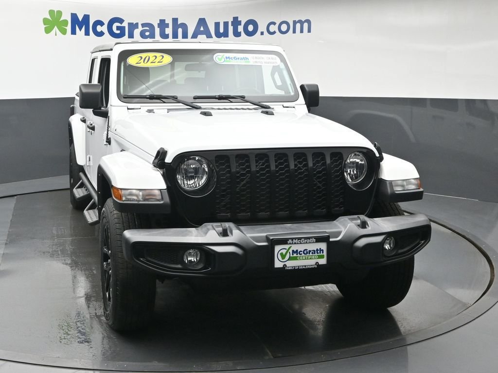 Used 2022 White Jeep Sport image 6