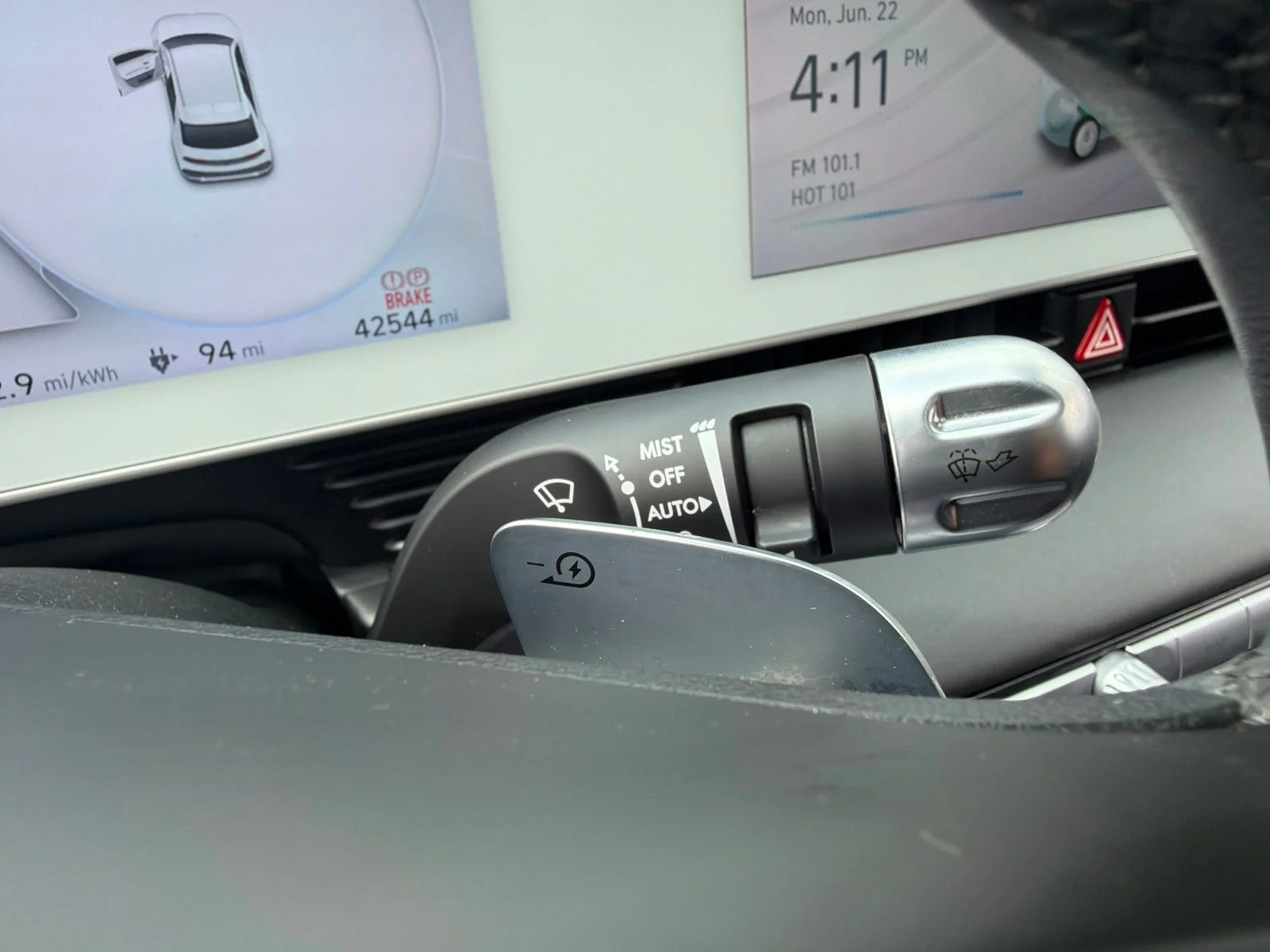 Used 2023 Green Hyundai Limited image 38