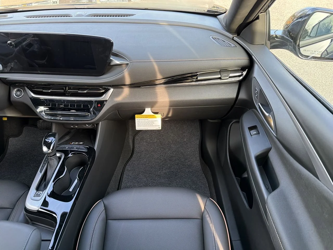 New 2026 Ebony Twilight Metallic Buick Avenir image 24