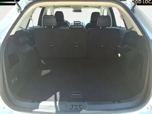 Used 2024  Ford SEL image 28