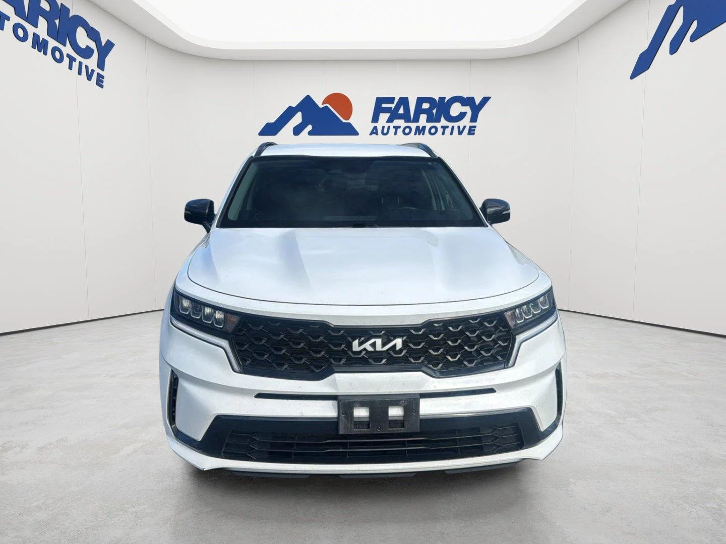 Used 2022 Glacial White Pearl Kia S image 2