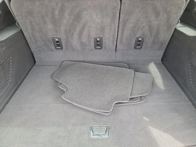 Used 2024 Onyx Black GMC Denali image 5