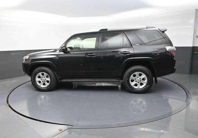 Used 2023 Black Toyota SR5 Premium image 4