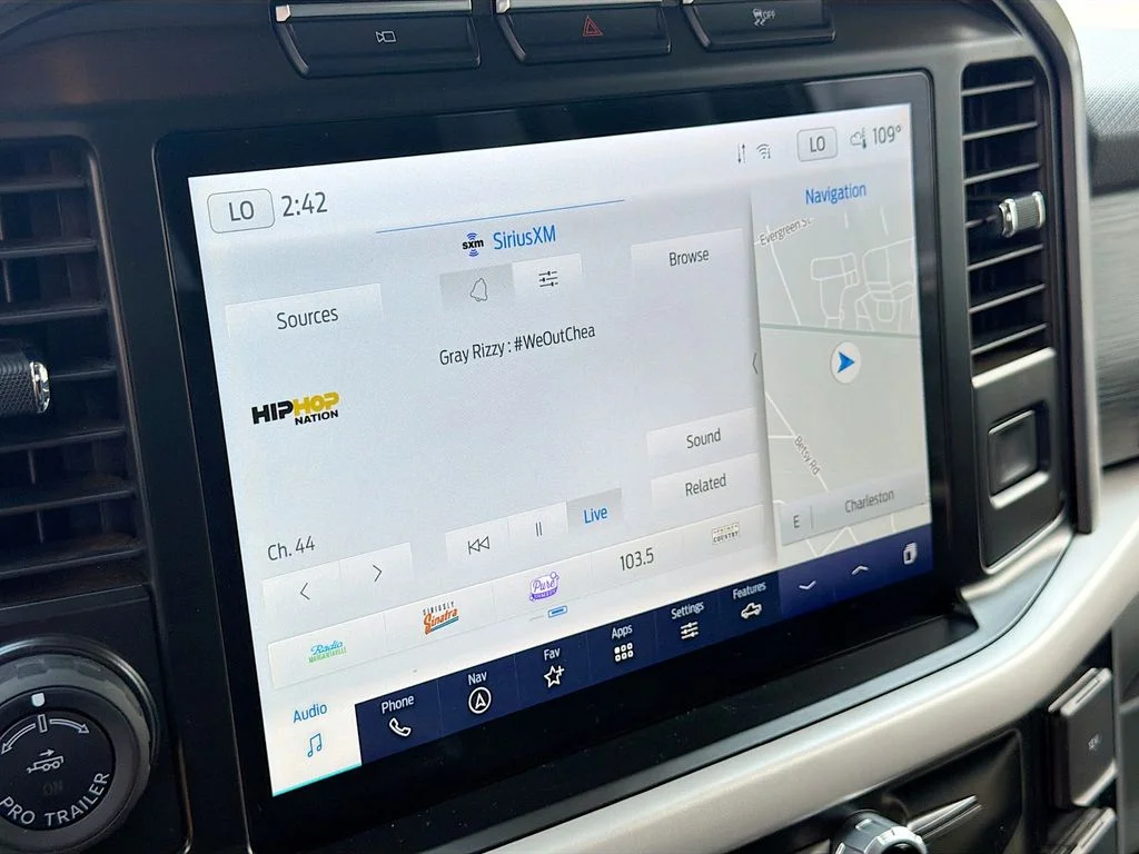 Used 2023 Blue Ford XLT image 15