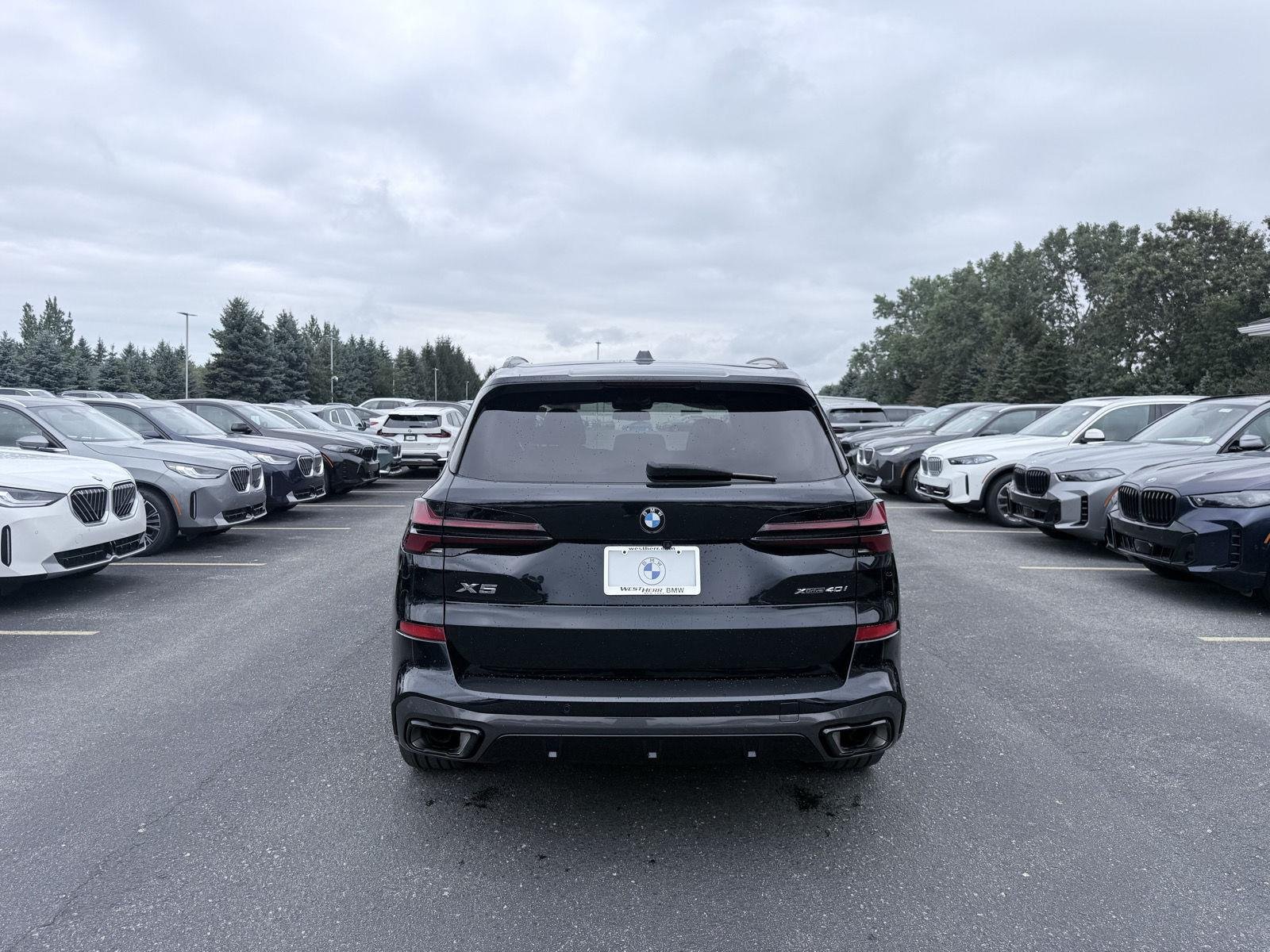 Used 2024 Carbon Black Metallic BMW xDrive40i image 6