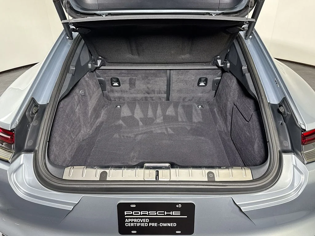 Used 2021 Dolomite Porsche 4S image 26