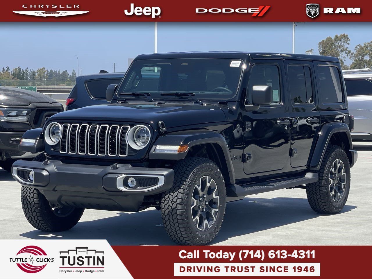 New 2026 Black Clear-Coat Exterior Paint Jeep Sahara image 3