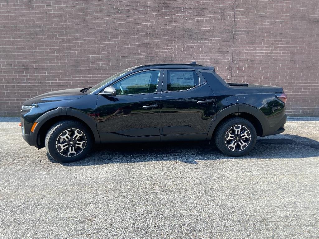 New 2026 Phantom Black Hyundai XRT image 3