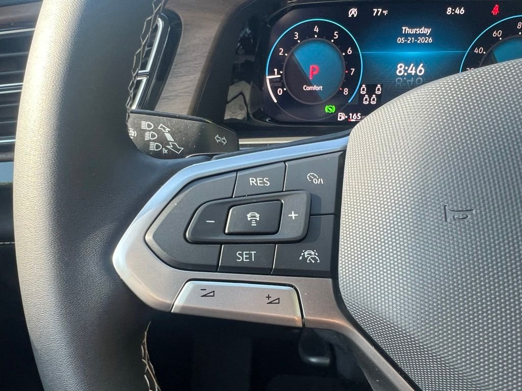 New 2026 Black Volkswagen SE w/Technology image 21