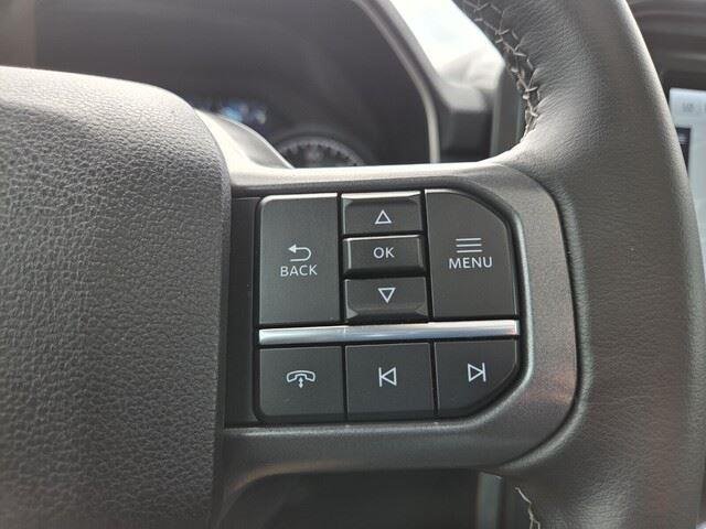 Used 2023 Atlas Blue Metallic Ford XLT image 16