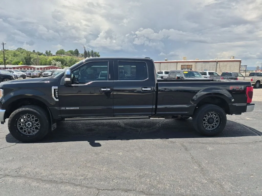 Used 2020 Agate Black Metallic Ford King Ranch image 6