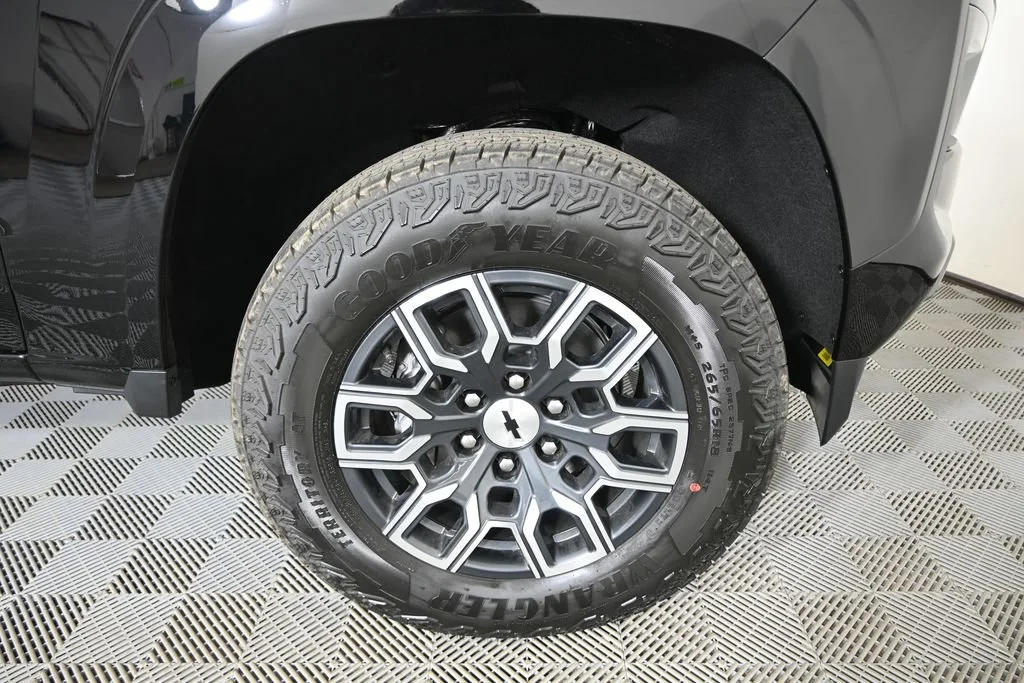 New 2026 Black Chevrolet Z71 image 12