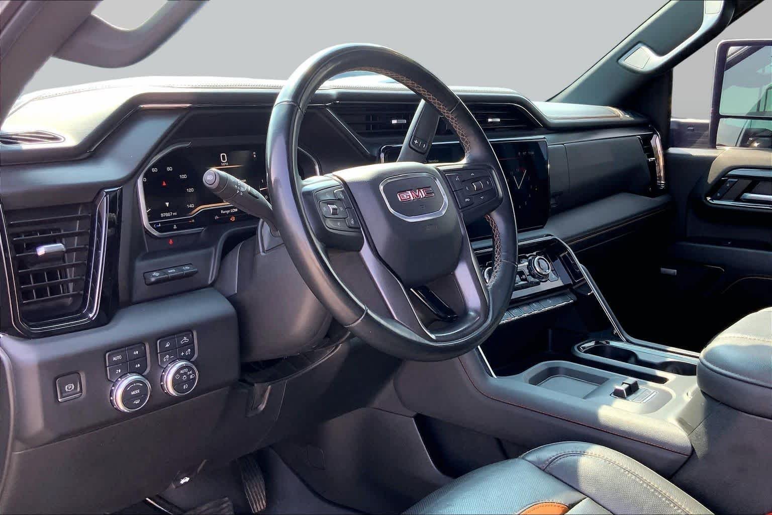 Used 2024 Titanium Rush Metallic GMC AT4 image 17