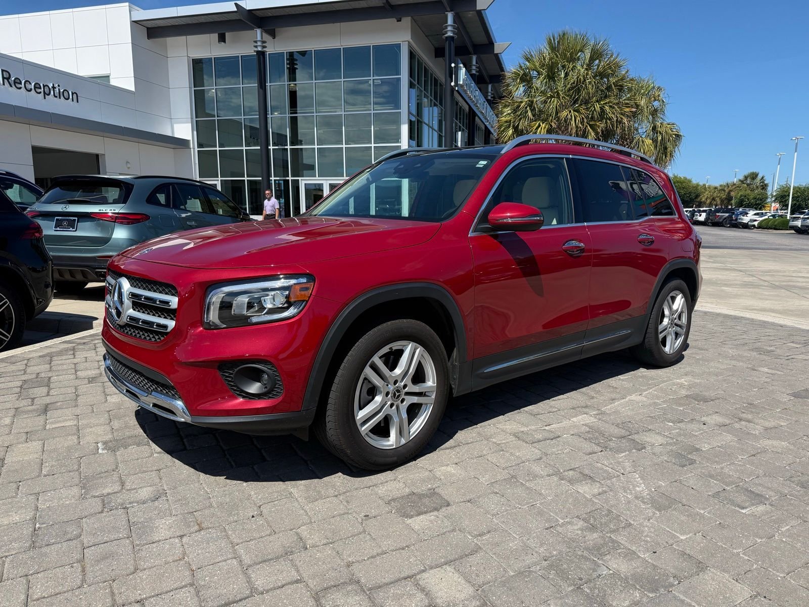 2020 Mercedes-Benz GLB GLB250's photo