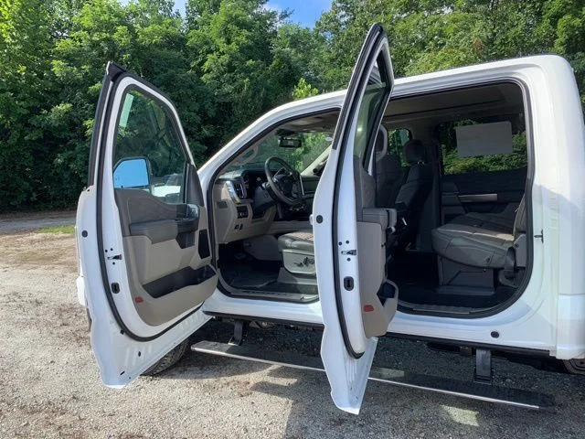 New 2026 White Ford F-250® Platinum® image 18