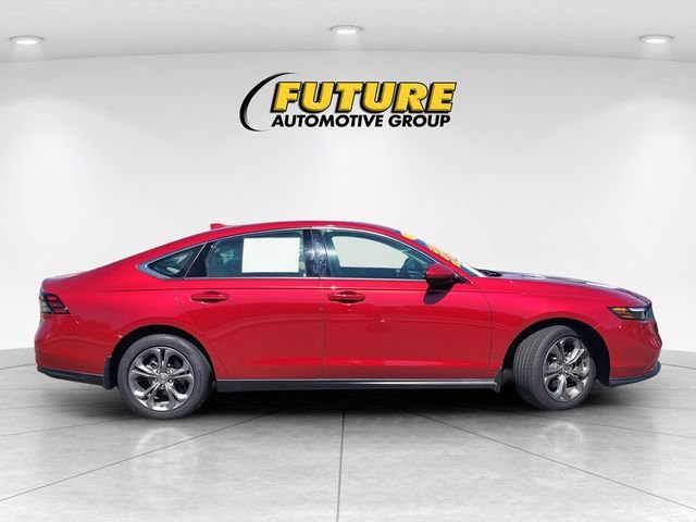 Used 2024  Honda EX image 3