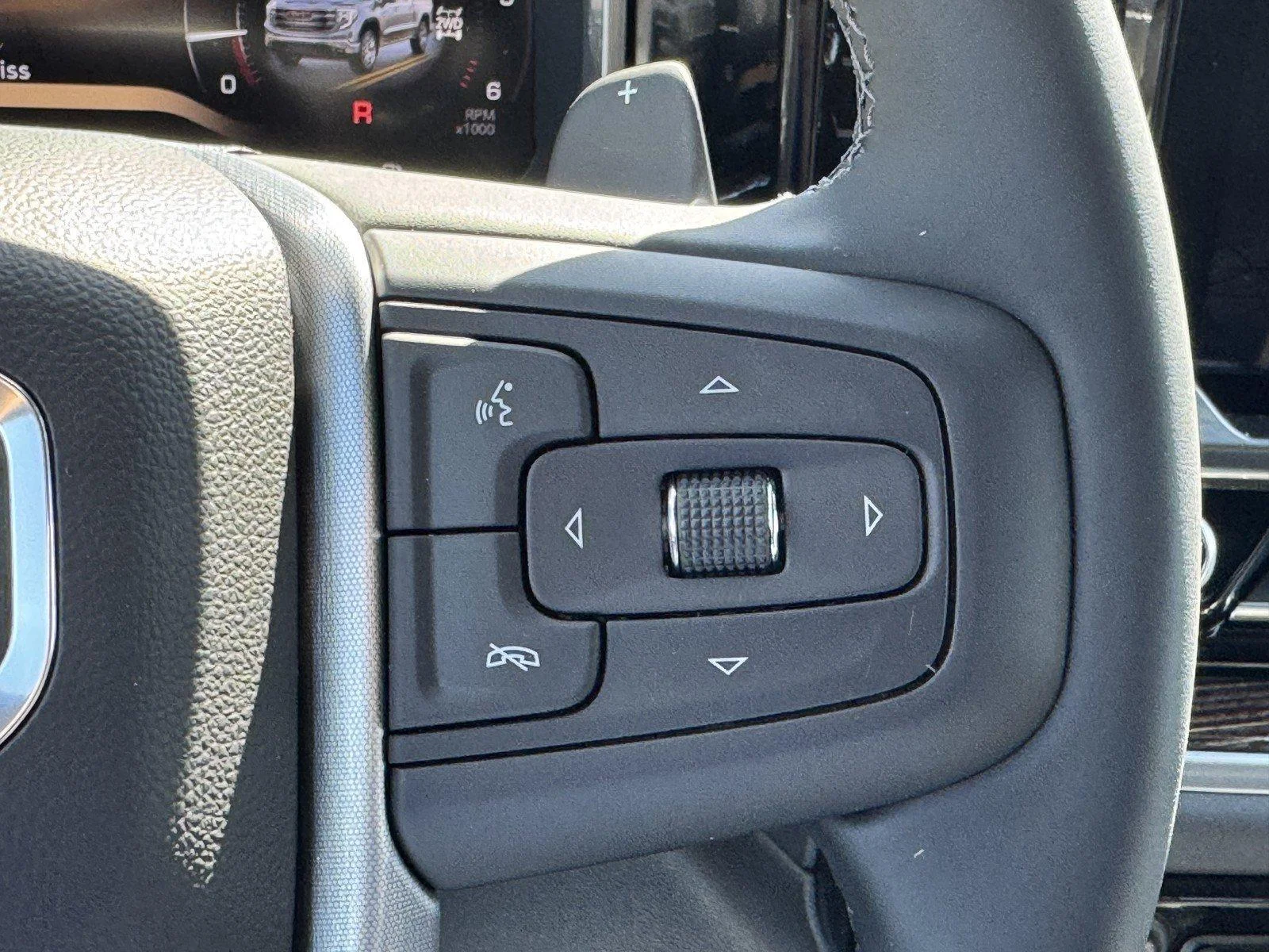 New 2026 Sterling Metallic GMC Elevation image 18