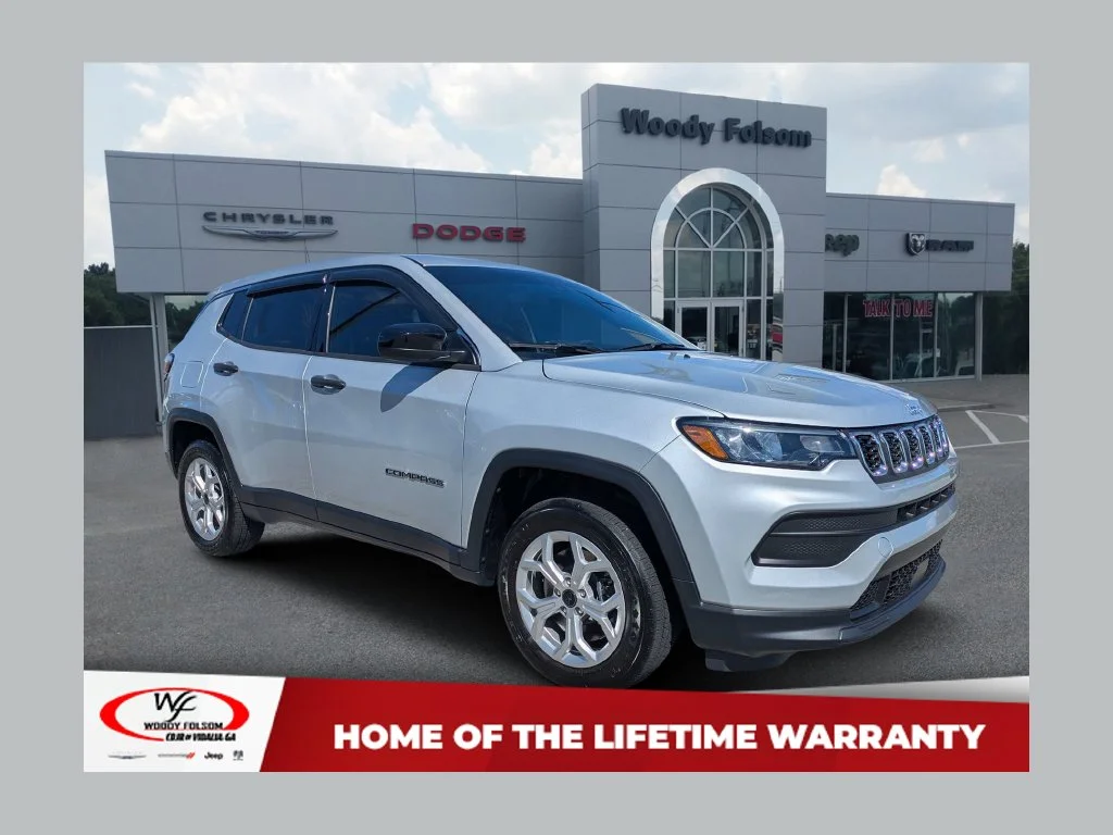 Used 2025 Silver Jeep Sport image 1