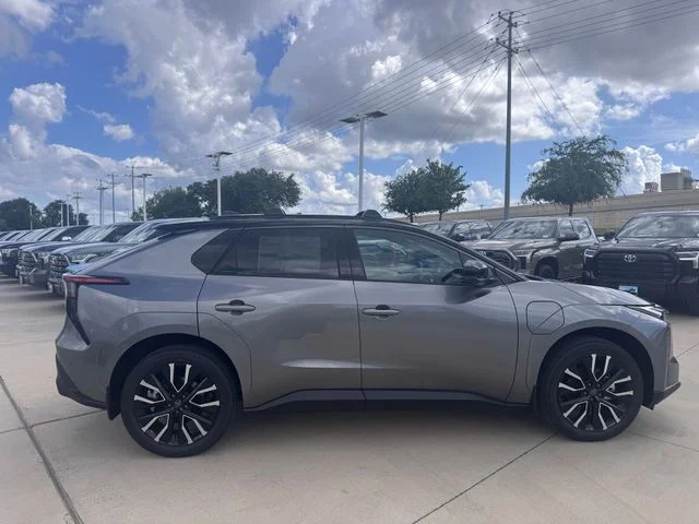 New 2026 Heavy Metal with Midnight Black Metallic roof Toyota Limited image 3
