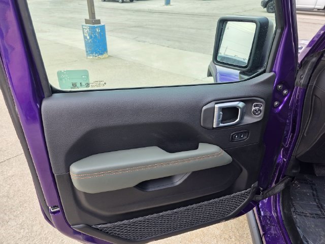 New 2026 Reign Exterior Paint Jeep Mojave X image 21