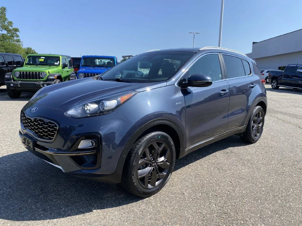 Used 2021 Blue Kia S image 8