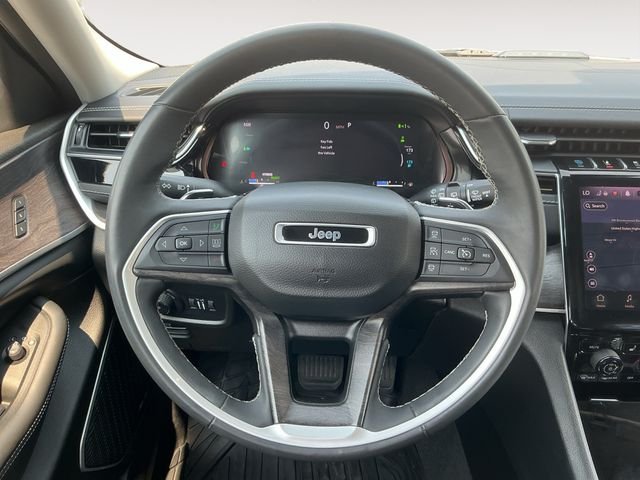 Used 2022 White Jeep 4xe image 13