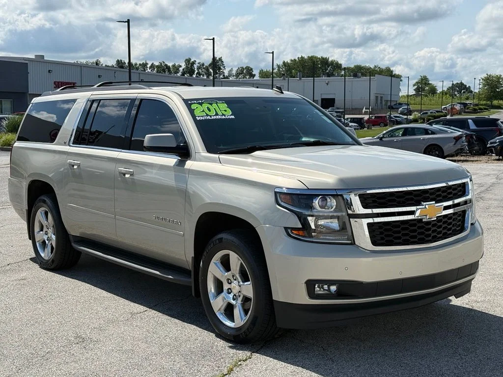 Used 2015 Gold Chevrolet LT image 11