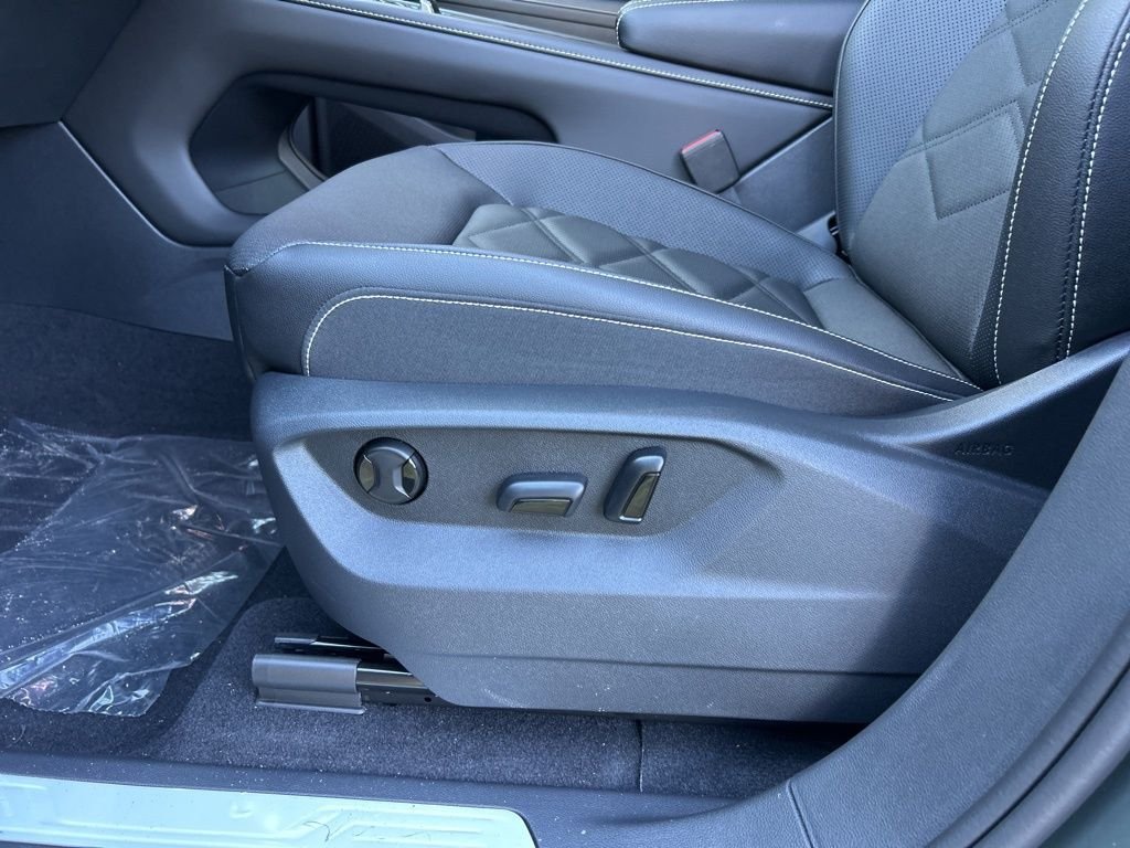 2026 Volkswagen Atlas SE w/Tech - Photo 10