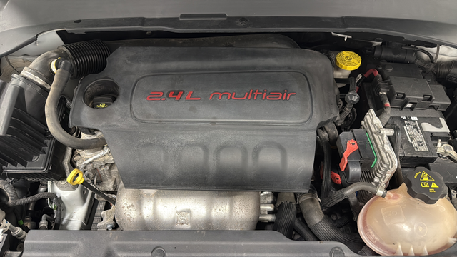 Used 2018 White Clearcoat Jeep Limited image 26