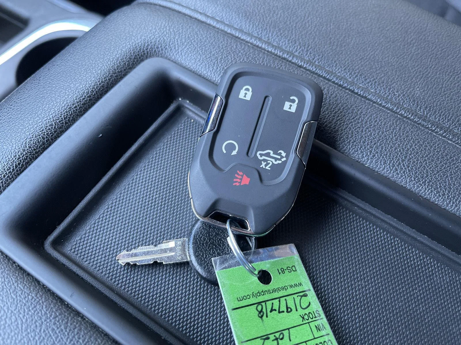 Used 2021 SILVER ICE METALLIC Chevrolet LT Trail Boss image 44