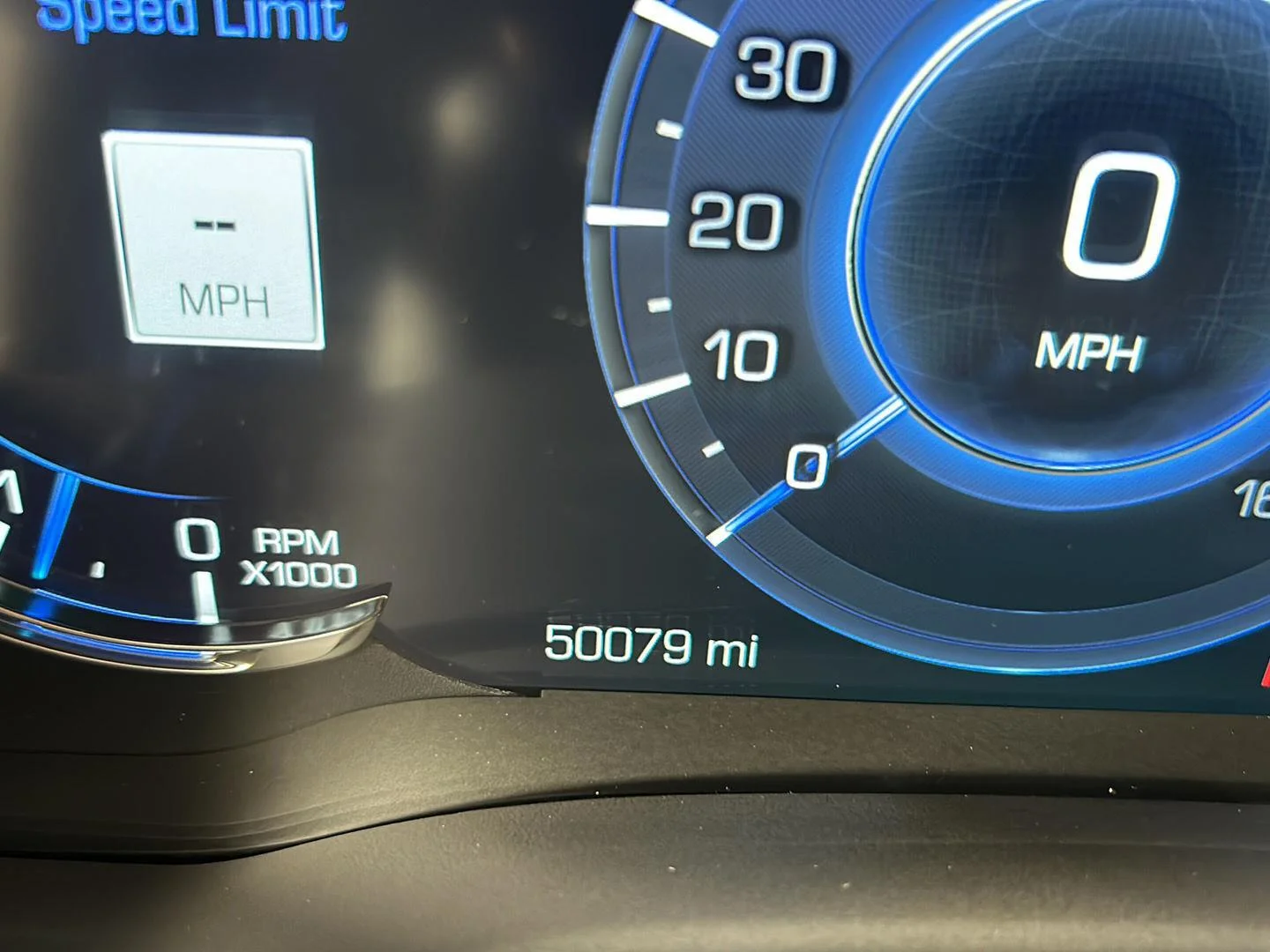 Used 2020 Shadow Metallic Cadillac Premium Luxury image 23