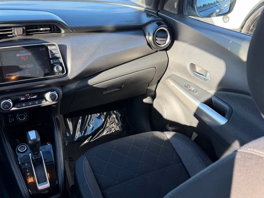 Used 2019 Gun Metallic Nissan SV image 17