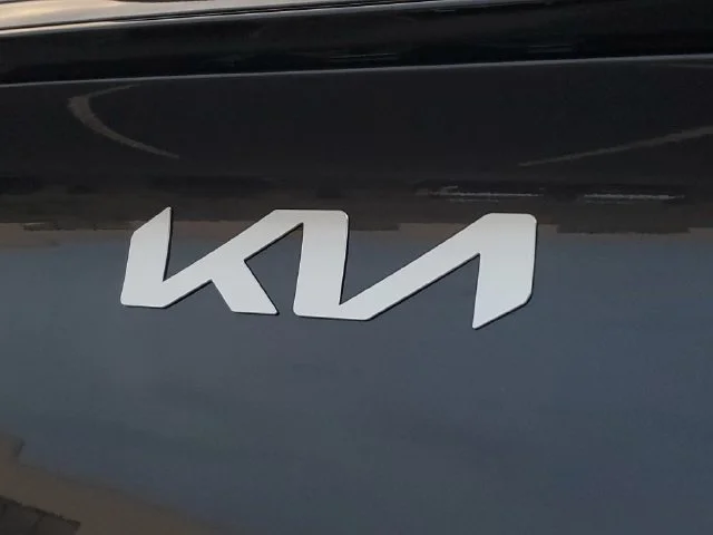 New 2027 Panthera Metal Kia SX Prestige image 8