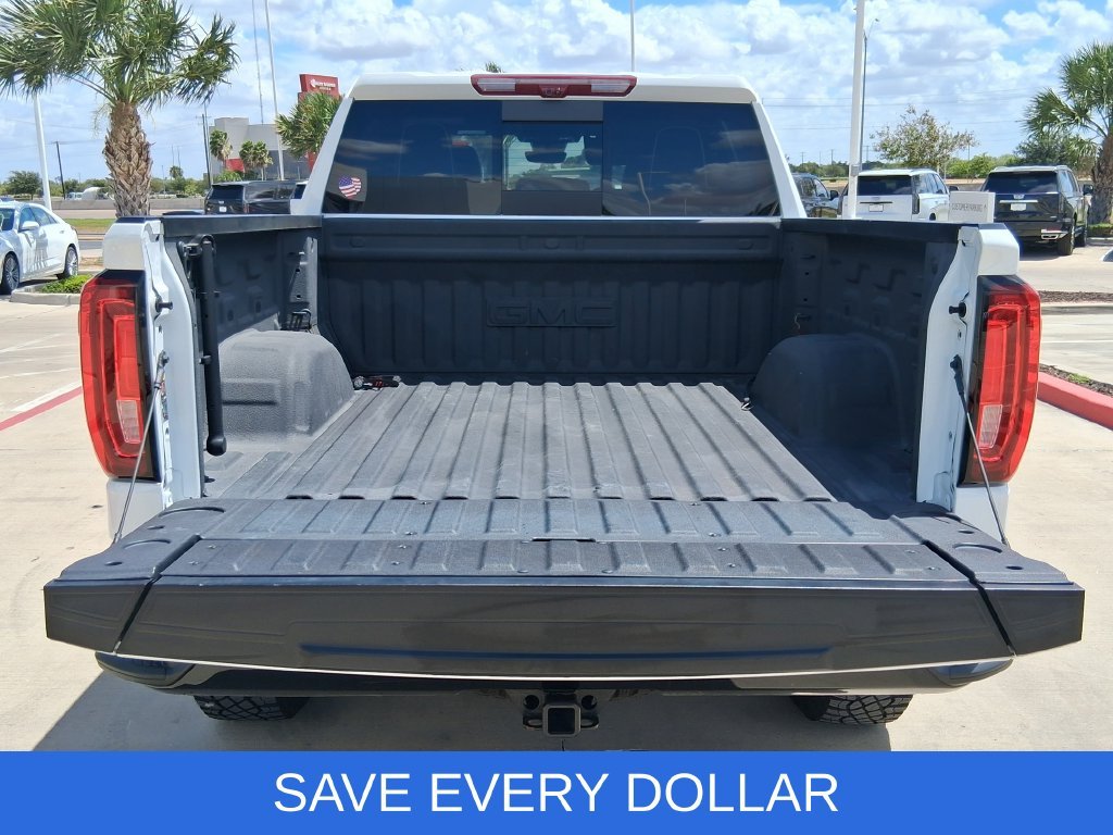 Used 2025 White GMC AT4X image 6