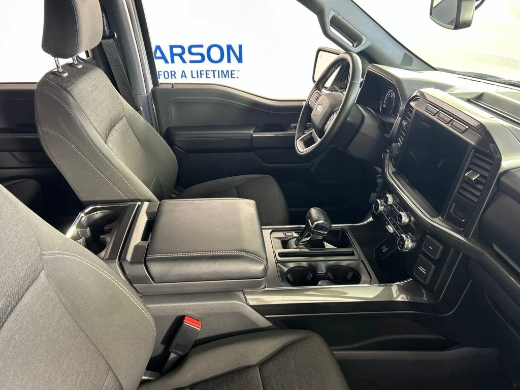 Used 2023 White Ford XLT image 18