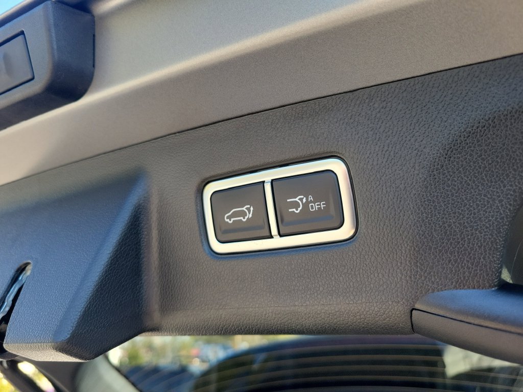 New 2026 Steel Gray Kia EX image 15